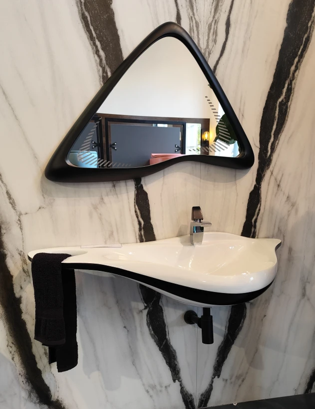 کاسه روشویی و آینه طرح ویند